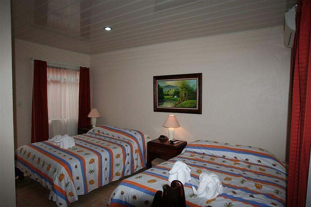 Hotel La Choza Inn La Fortuna Exteriér fotografie